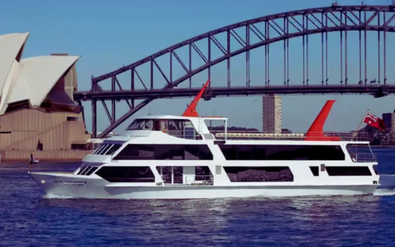 Captain Cook Sydney Harbour Dinner Cruise