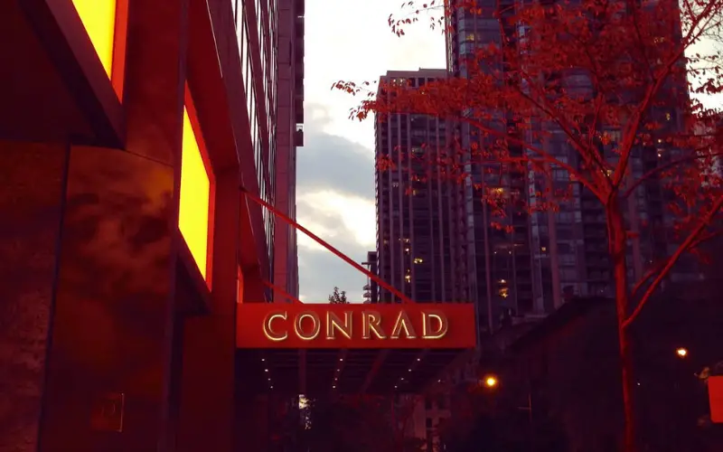 Conrad Chicago Hotel