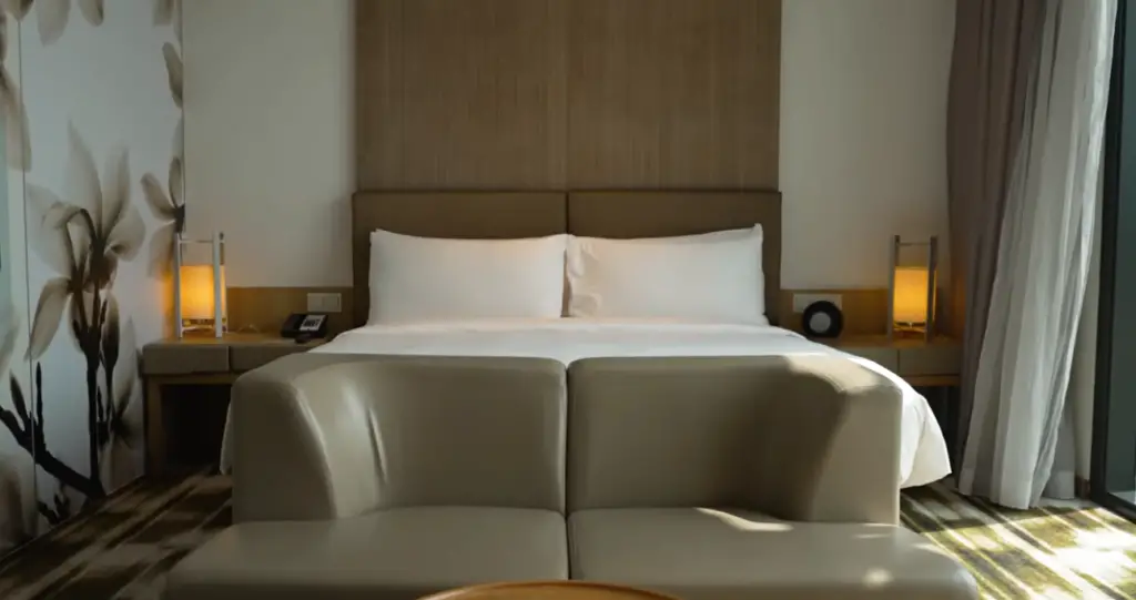 Hotel Room of Crowne Plaza Changi Airport